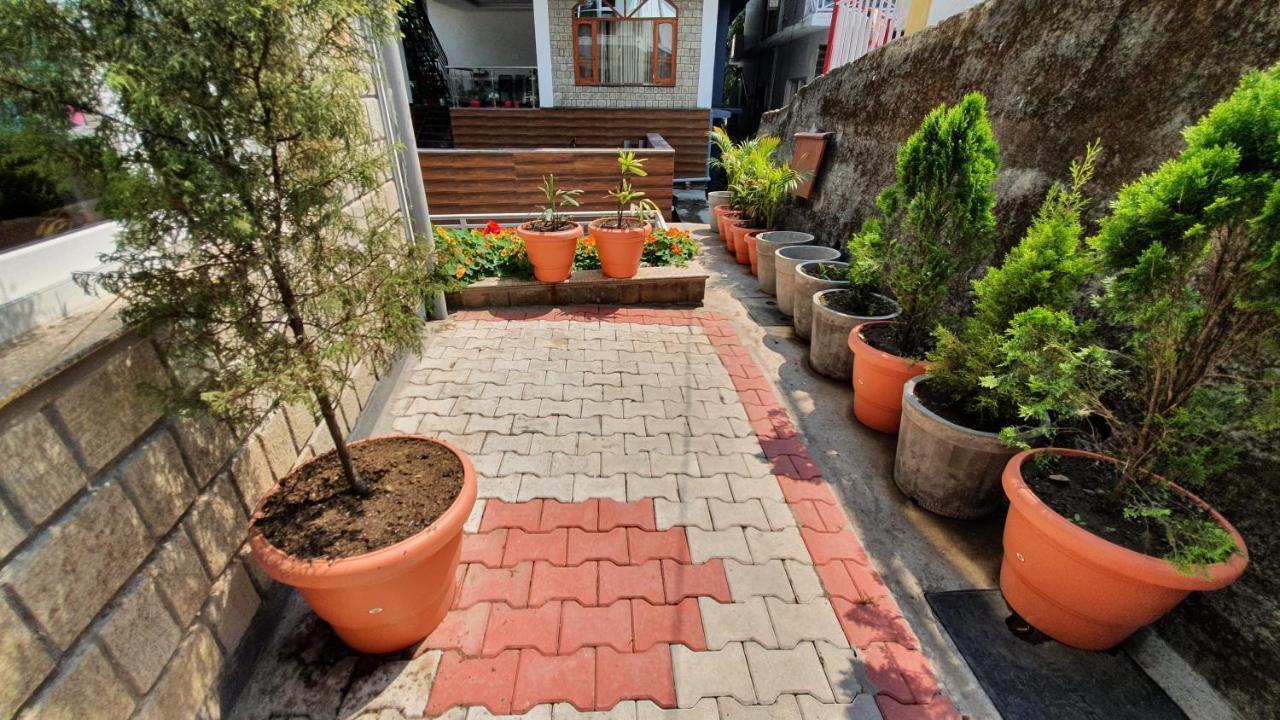 Nomadic Inn Dharamszala Kültér fotó