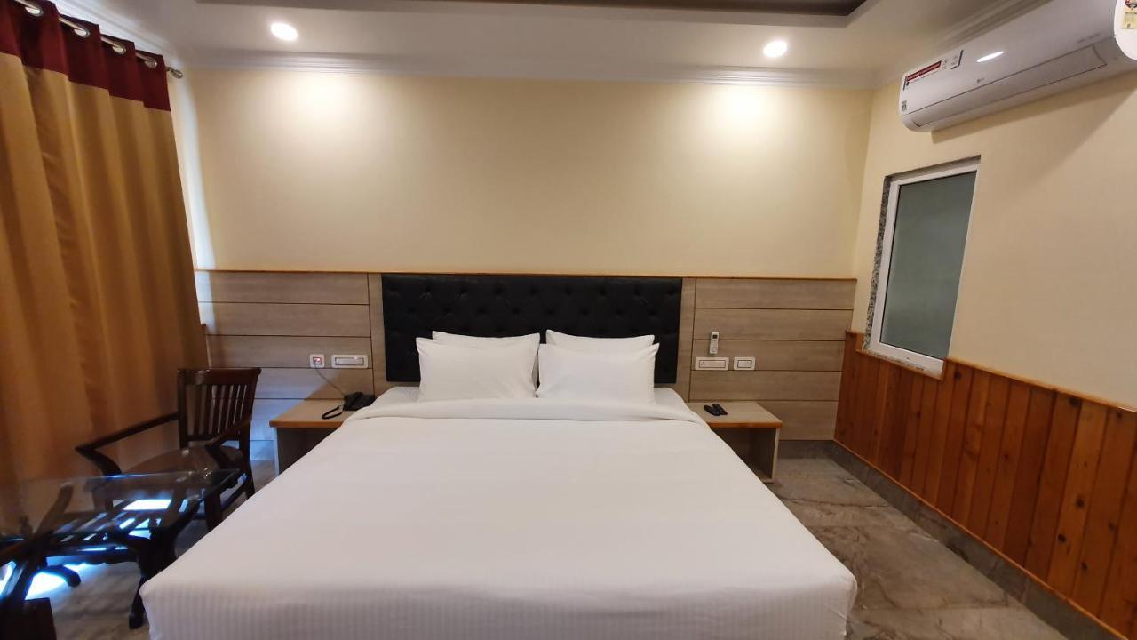 Nomadic Inn Dharamszala Kültér fotó